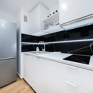 Unit Centrum By Metro Rondo Onz Apartament Warszawa